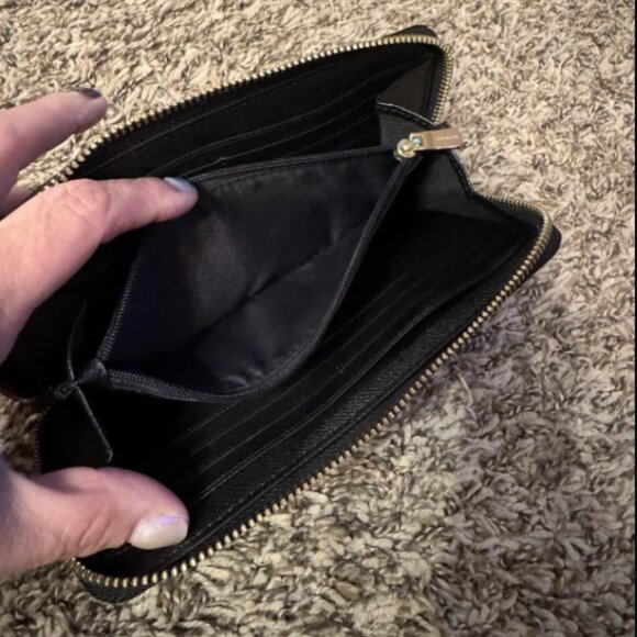 Coach Leather Wallet Black Zip Around EUC - Picture 9 of 10